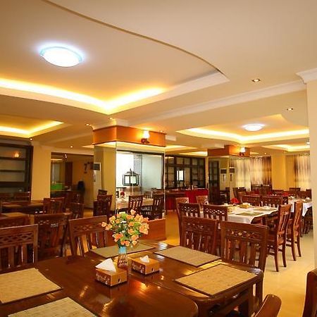 Hotel United Мандалай Экстерьер фото