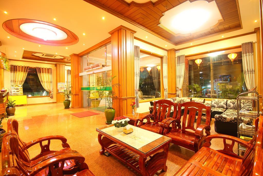 Hotel United Мандалай Экстерьер фото